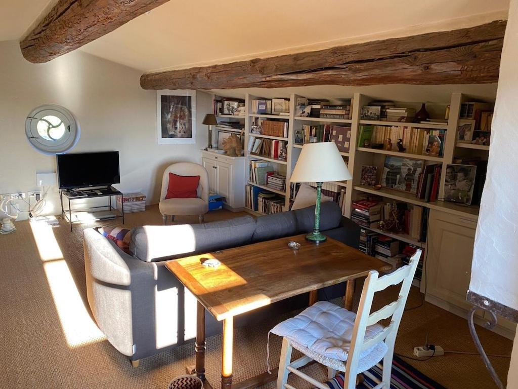 In Gordes, Facing The Entire Luberon Park A Beautiful 5 Bedrooms House Exteriér fotografie