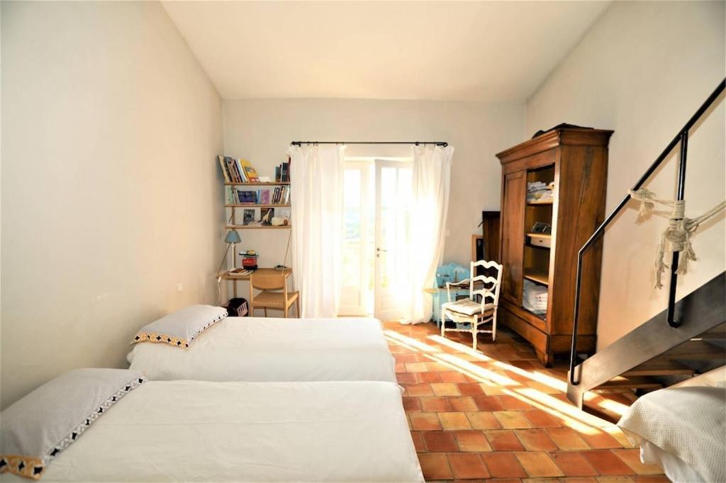 In Gordes, Facing The Entire Luberon Park A Beautiful 5 Bedrooms House Exteriér fotografie